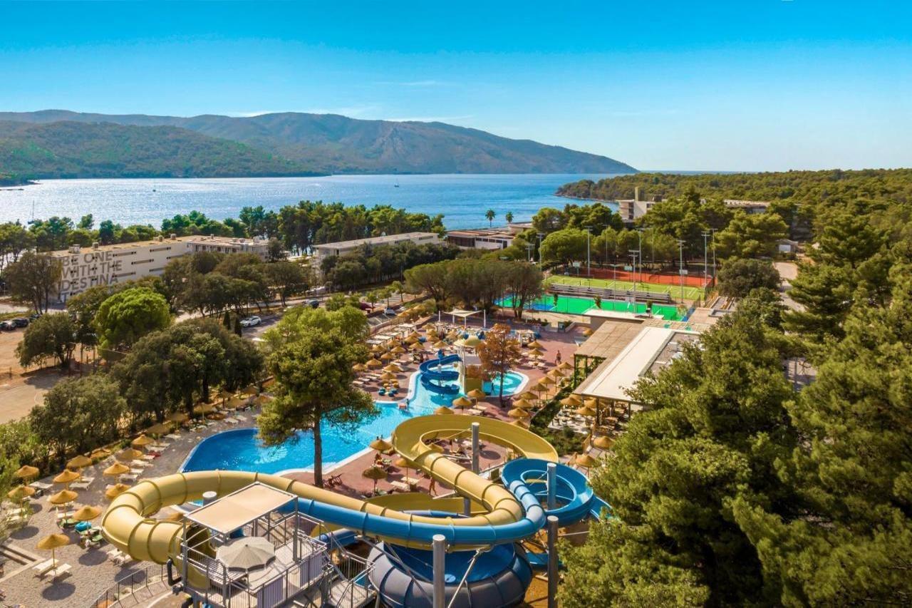 Trim Sunny Apartments By Valamar Stari Grad  Exterior foto
