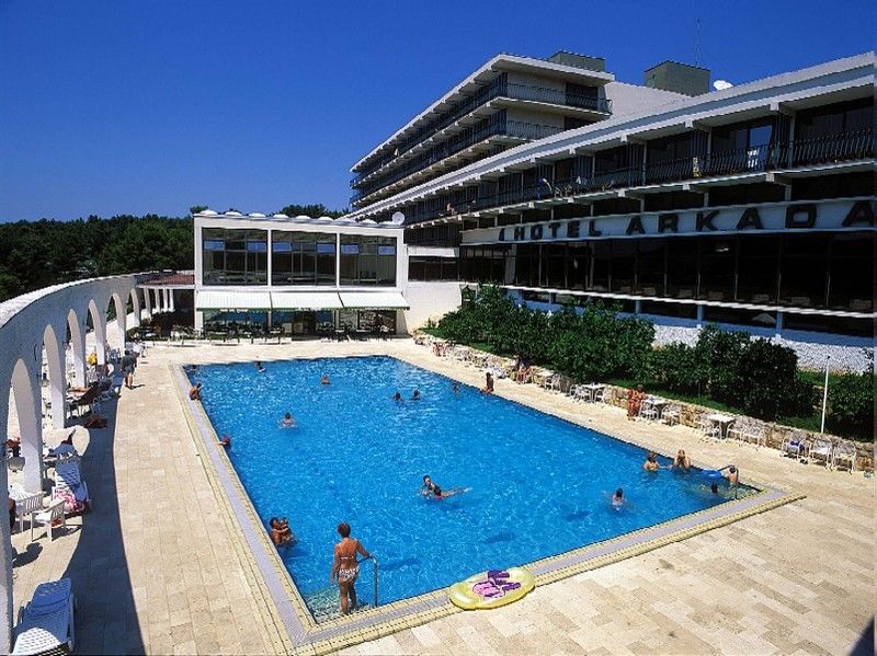 Trim Sunny Apartments By Valamar Stari Grad  Exterior foto